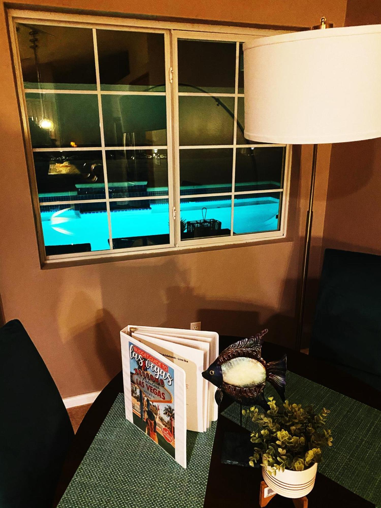 ラスベガス Amazing Heated Pool And Private Hot Tub 3Br In Heart Of Lvヴィラ エクステリア 写真