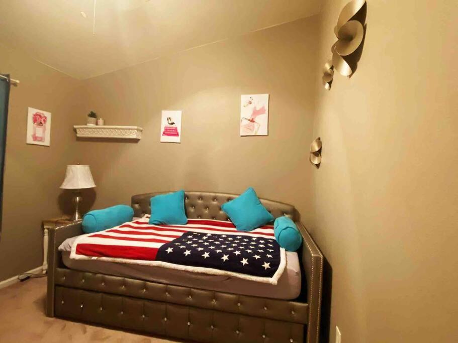 ラスベガス Amazing Heated Pool And Private Hot Tub 3Br In Heart Of Lvヴィラ エクステリア 写真